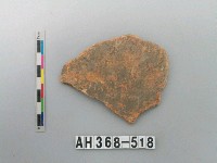 藏品(紅褐色夾砂陶片)的圖片